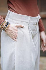 Pantalón Baggy Corduroy - Almendra