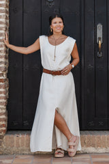 Vestido Sofía en Lino sin mangas con bolsillos y aberturas - Color Semilla