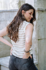 Blusa Abril ribs sin mangas cuello en redondo - Rayas Moca