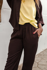 Pantalón Anastacia con bolsillos y cintura enresortada - Café Oscuro
