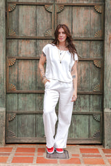 Blusa básica en cuello bandeja - Blanca