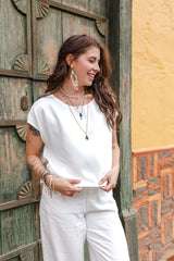 Blusa básica en cuello bandeja - Blanca