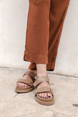 Pantalón Margaret con bolsillos - Marrón