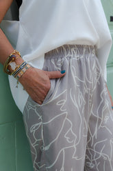 Pantalón Anastacia con bolsillos y cintura enresortada - Miró