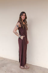 Vestido Sofía sin mangas con bolsillos y aberturas - Malbec