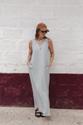 Vestido Largo sin mangas - Rayas Negras