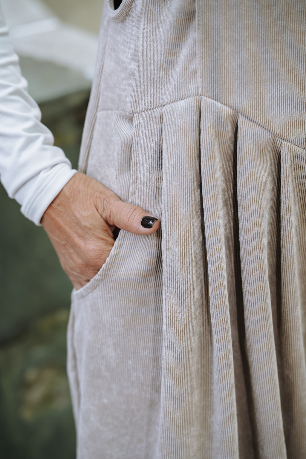 Overall Étnica corduroy sin mangas - Almendra