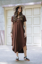 Vestido Alma multipropósito cuello en V o redondo - Café Oscuro