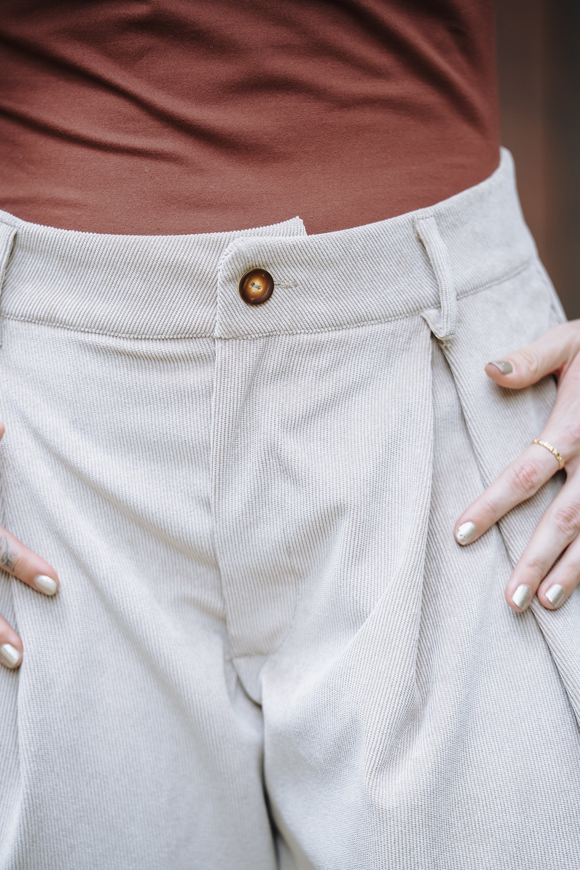 Pantalón Baggy Corduroy - Almendra