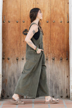 Overall Étnica corduroy sin mangas - Verde eucalipto