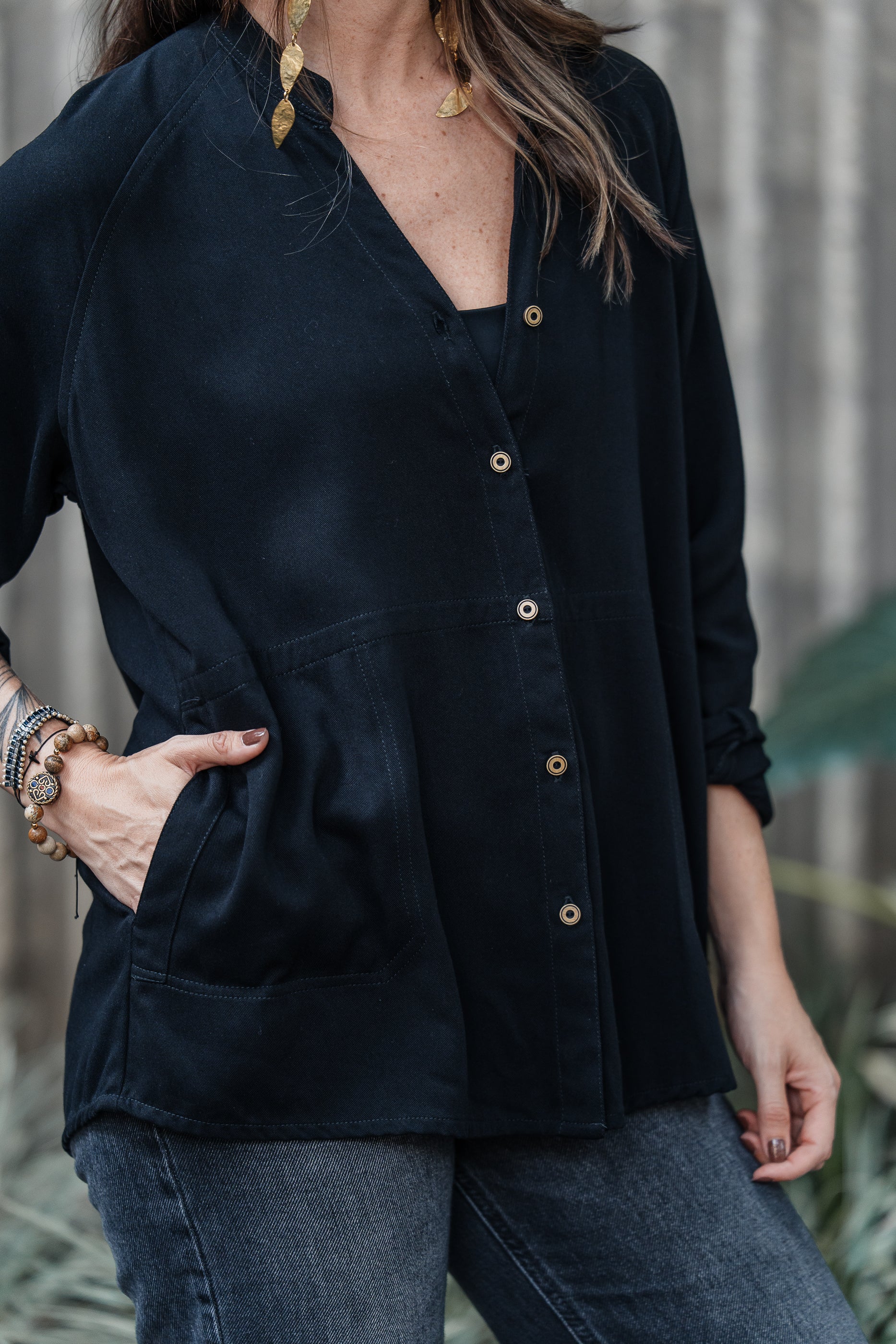 Sobrepuesto / Blusa Lira - Color Negro Imagen principal del producto