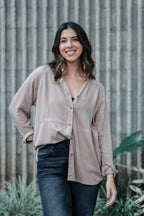 Sobrepuesto / Blusa Lira - Color Caqui