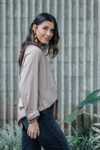 Sobrepuesto / Blusa Lira - Color Caqui