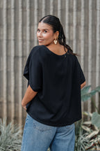 Blusa Amalia con mangas cuello redondo - Color Negro