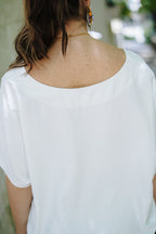 Blusa Zhara con mangas cuello en V- Blanco Perla