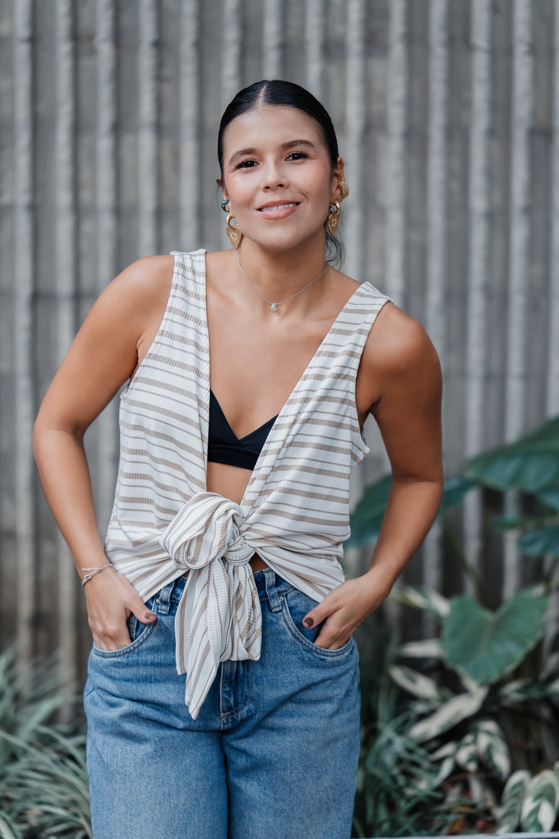 Blusa Chaleco Perla Ribs - Rayas Moca Imagen principal del producto