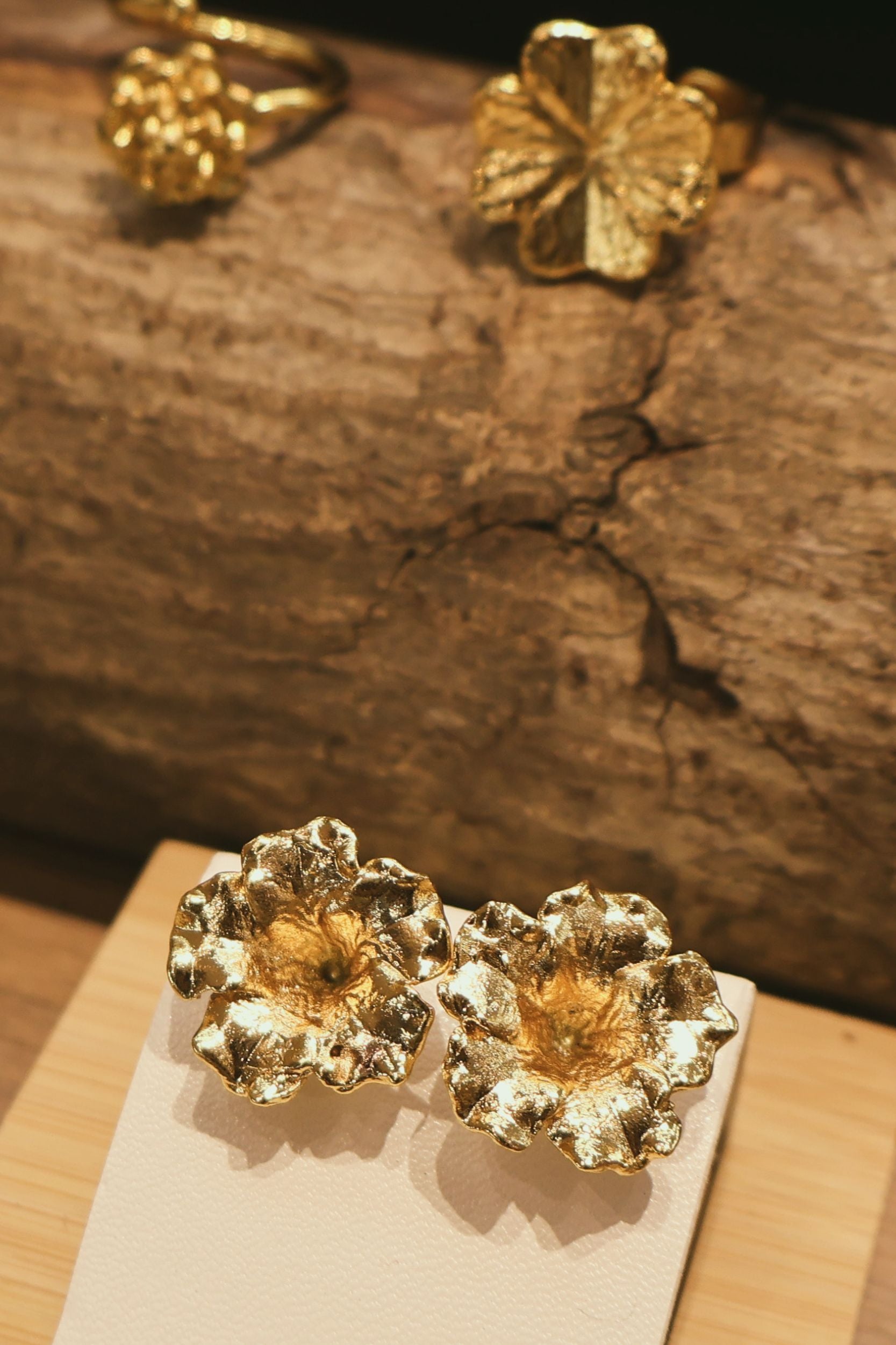 Aretes de Petunia