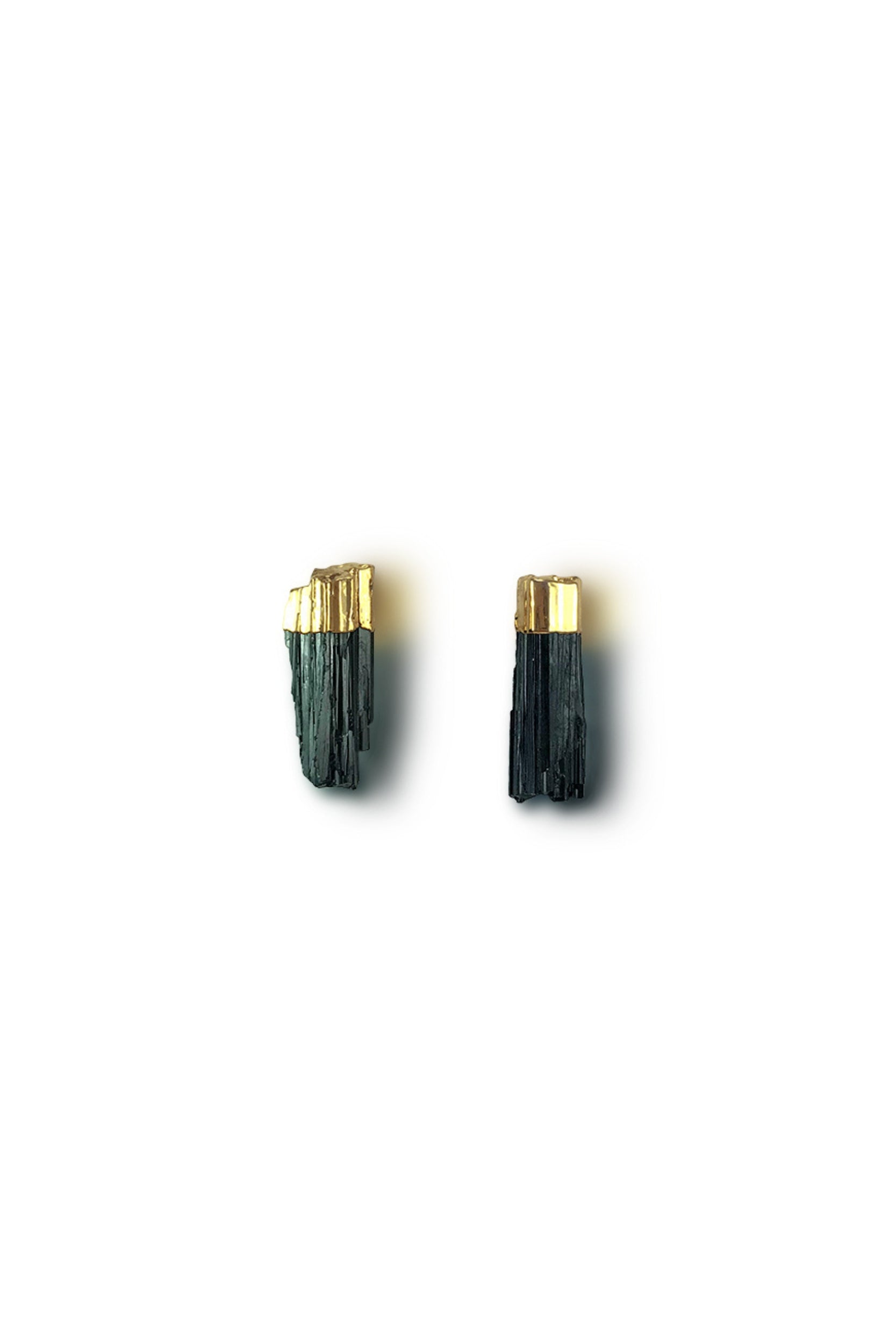 Aretes de Turmalina Negra en Bruto