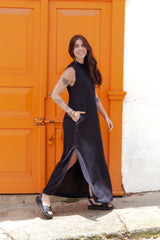 Vestido LUPE cuello alto sin mangas con aberturas - Negro