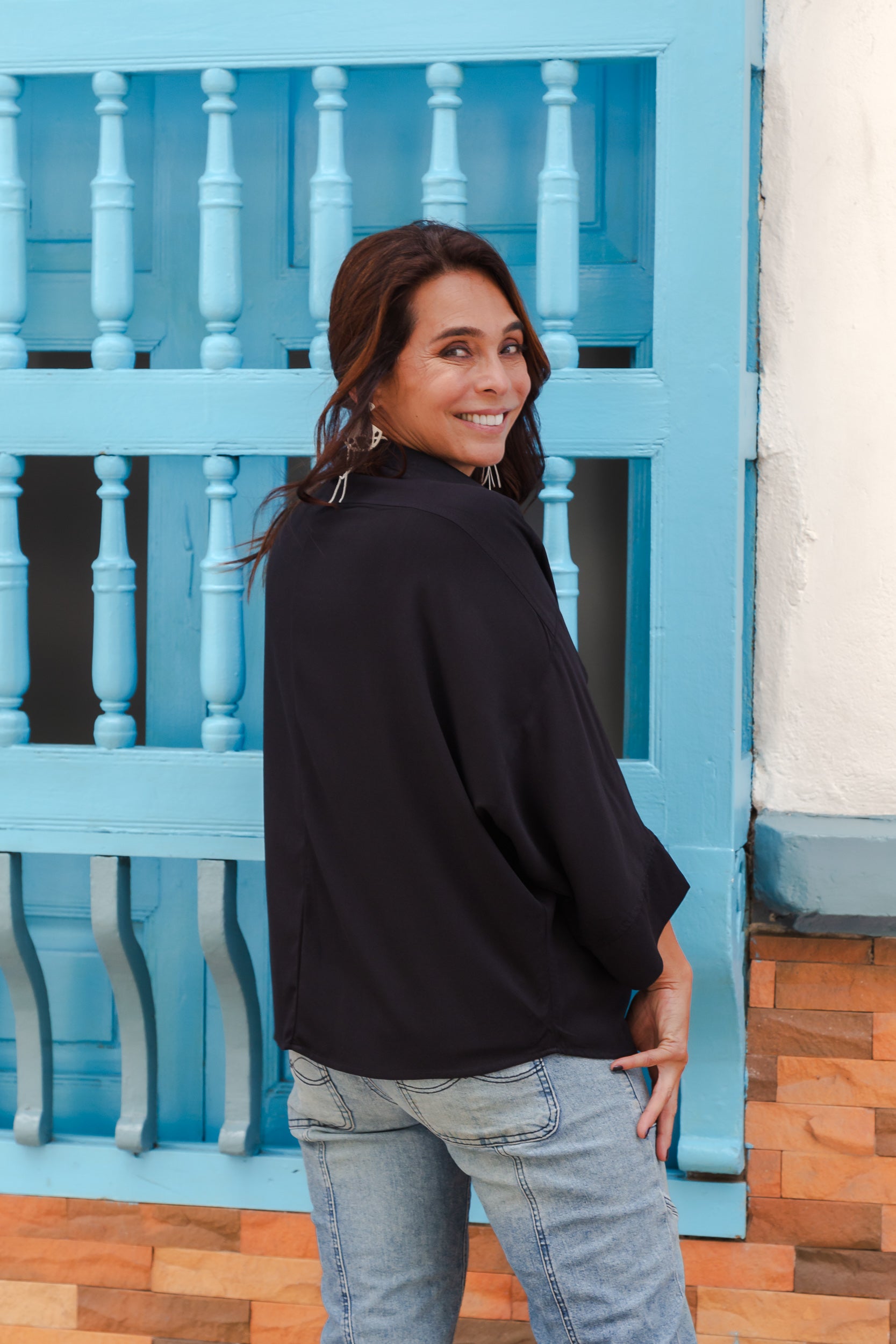 Blusa Boho manga 3/4 con botones - Negra