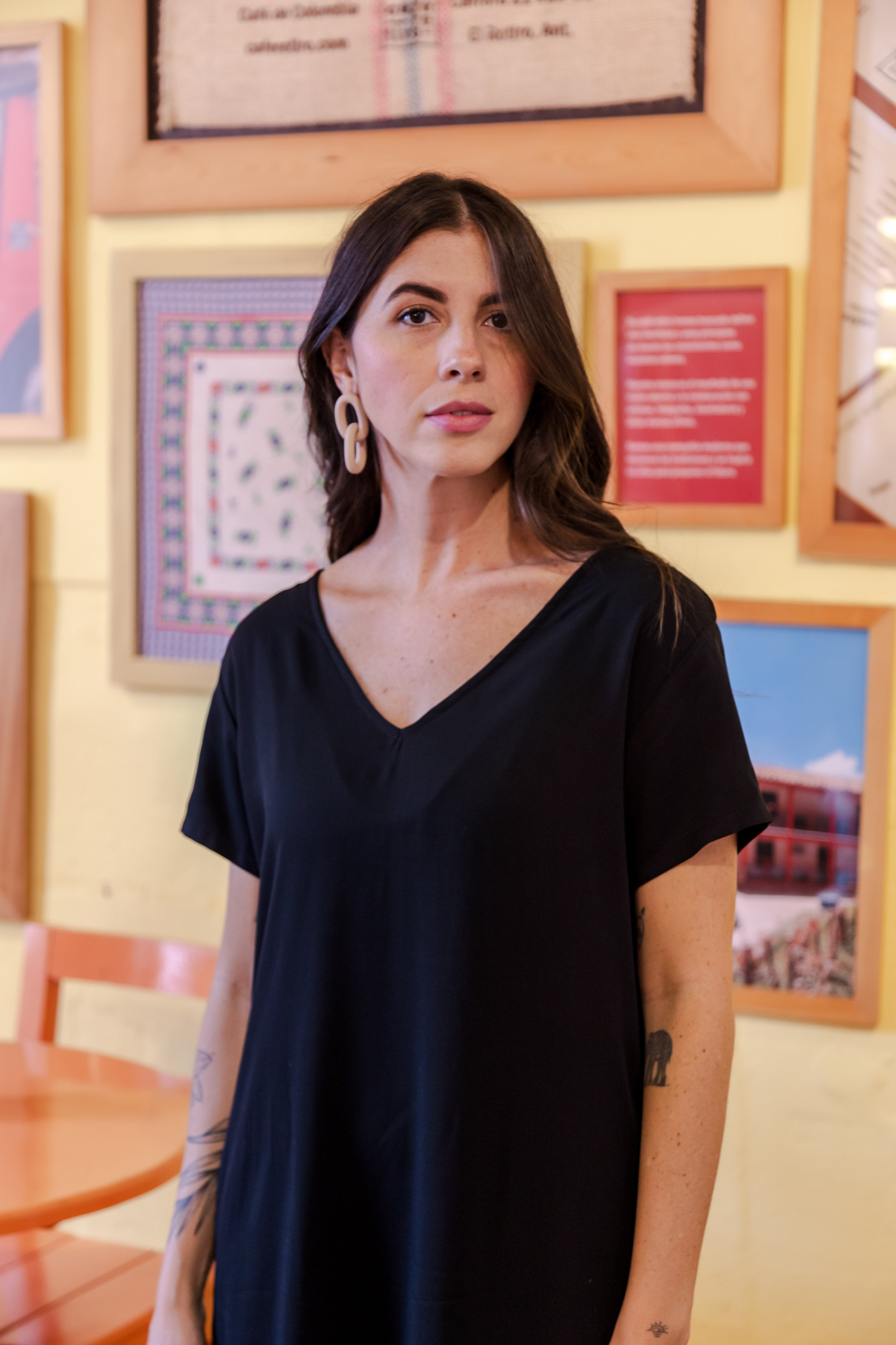 Vestido Alma Recto cuello en v o redondo  - Negro