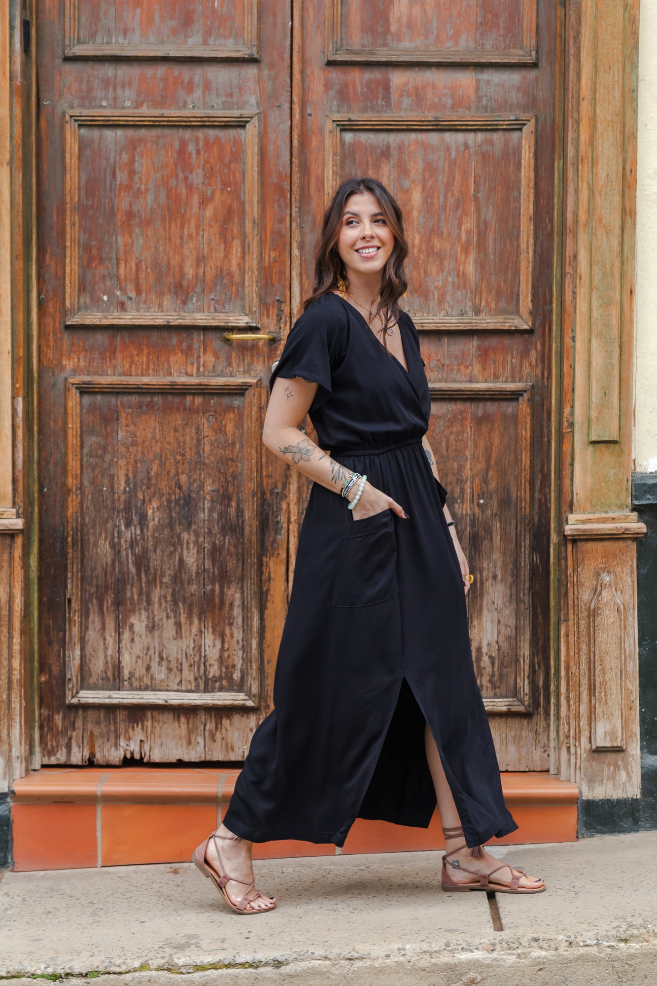 Vestido Étnica Largo con mangas y aberturas frontales - Negro