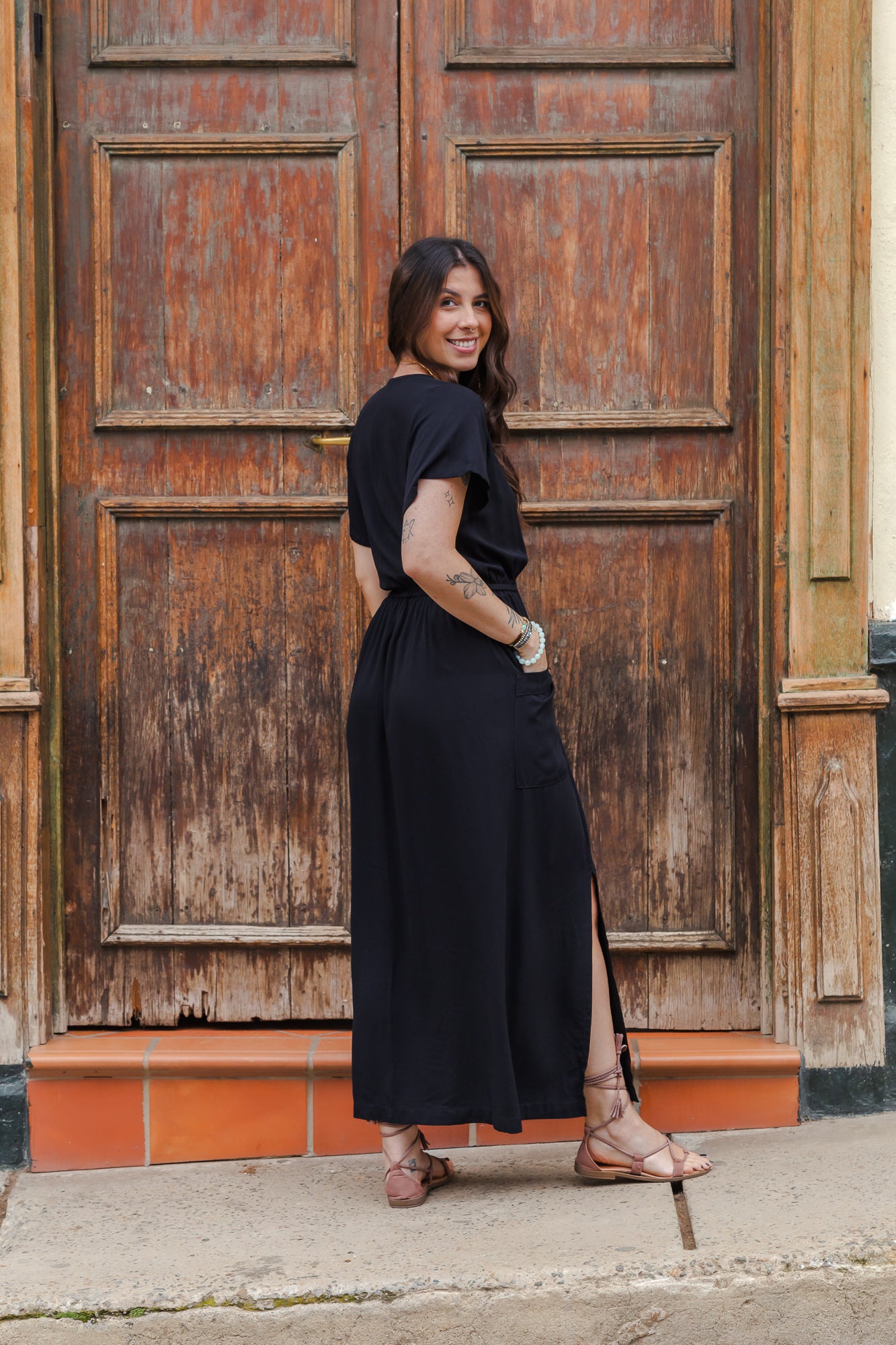 Vestido Étnica Largo con mangas y aberturas frontales - Negro