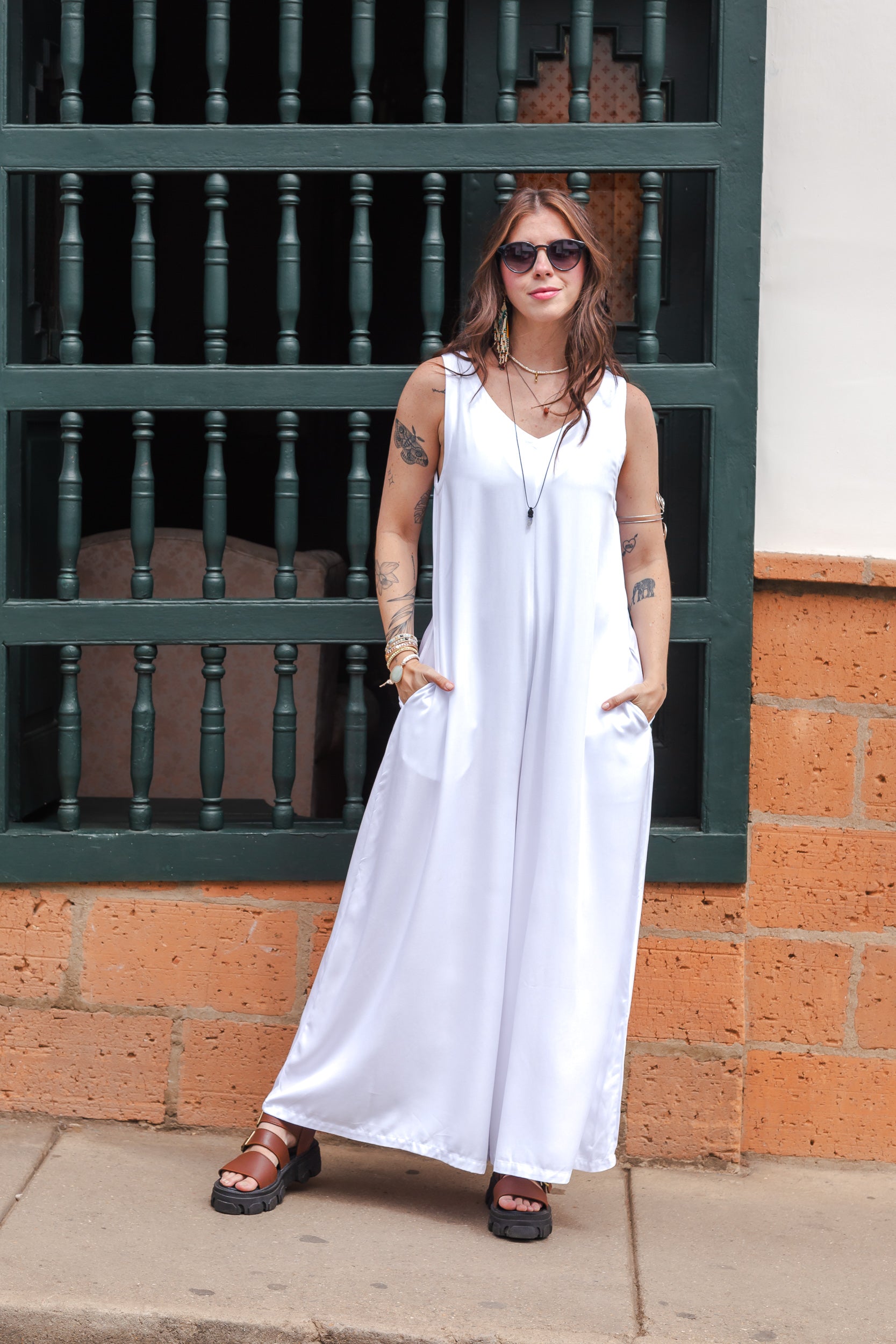 Enterizo Bahia Chalis sin mangas bota amplia - Blanco