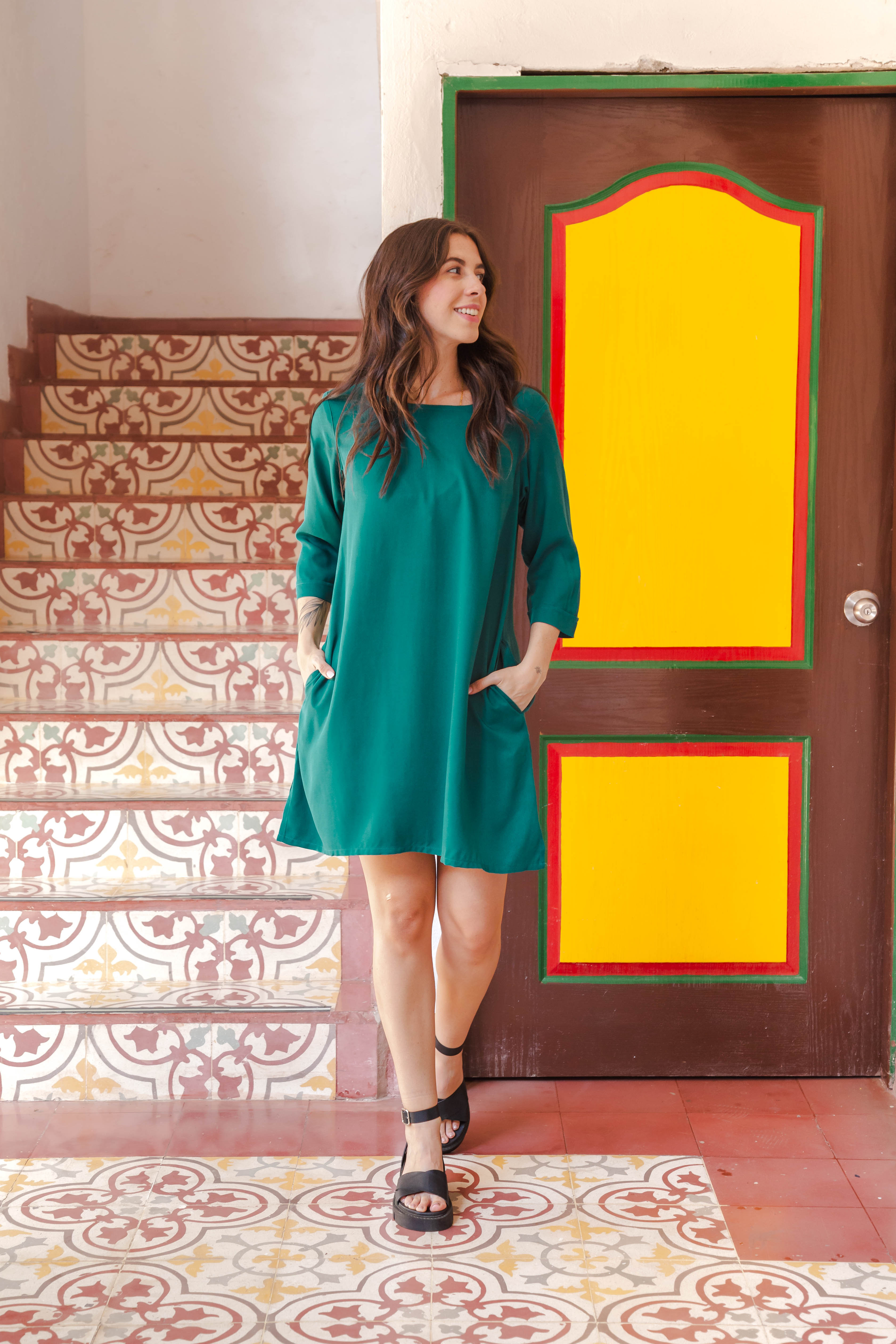 Vestido Carlota corto manga 3/4 - Verde Esmeralda