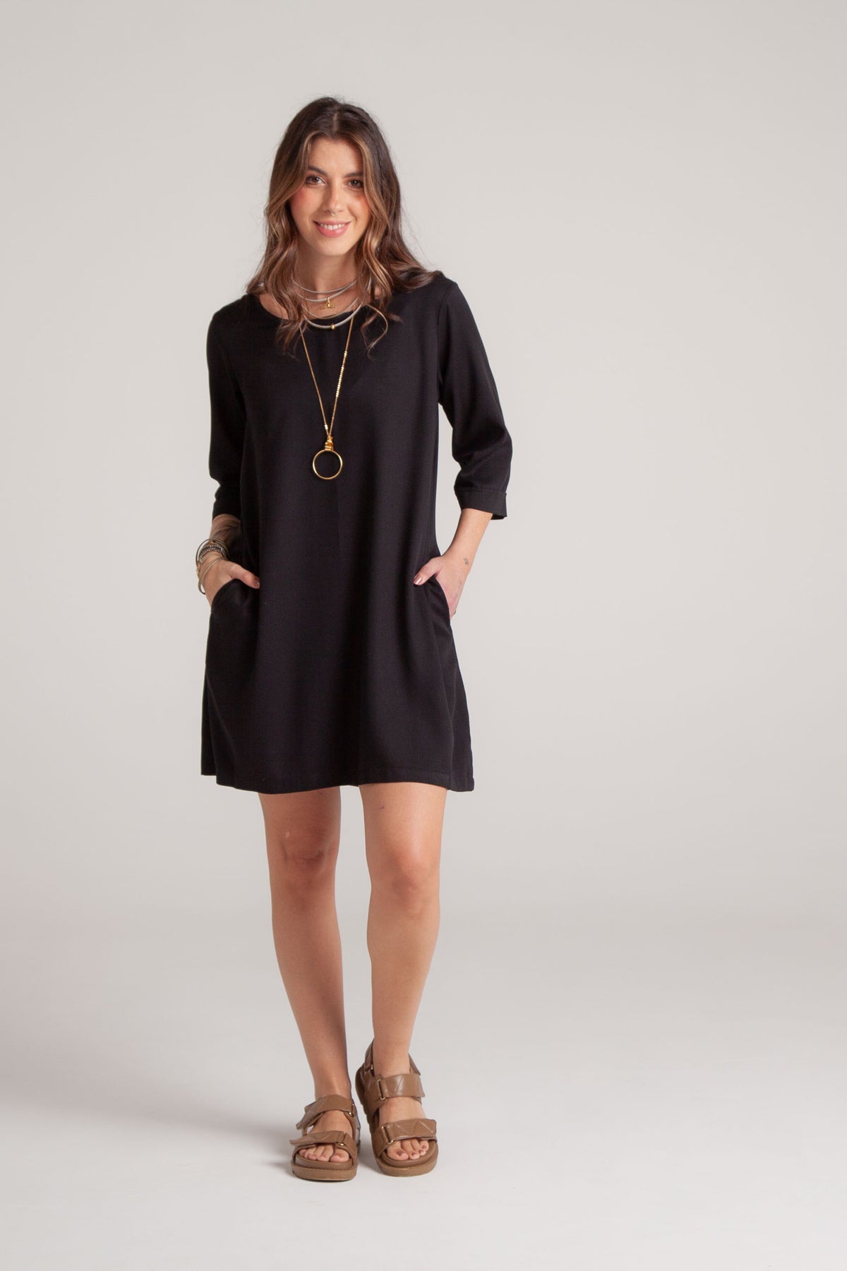 Vestido Carlota corto manga 3/4 - Negro