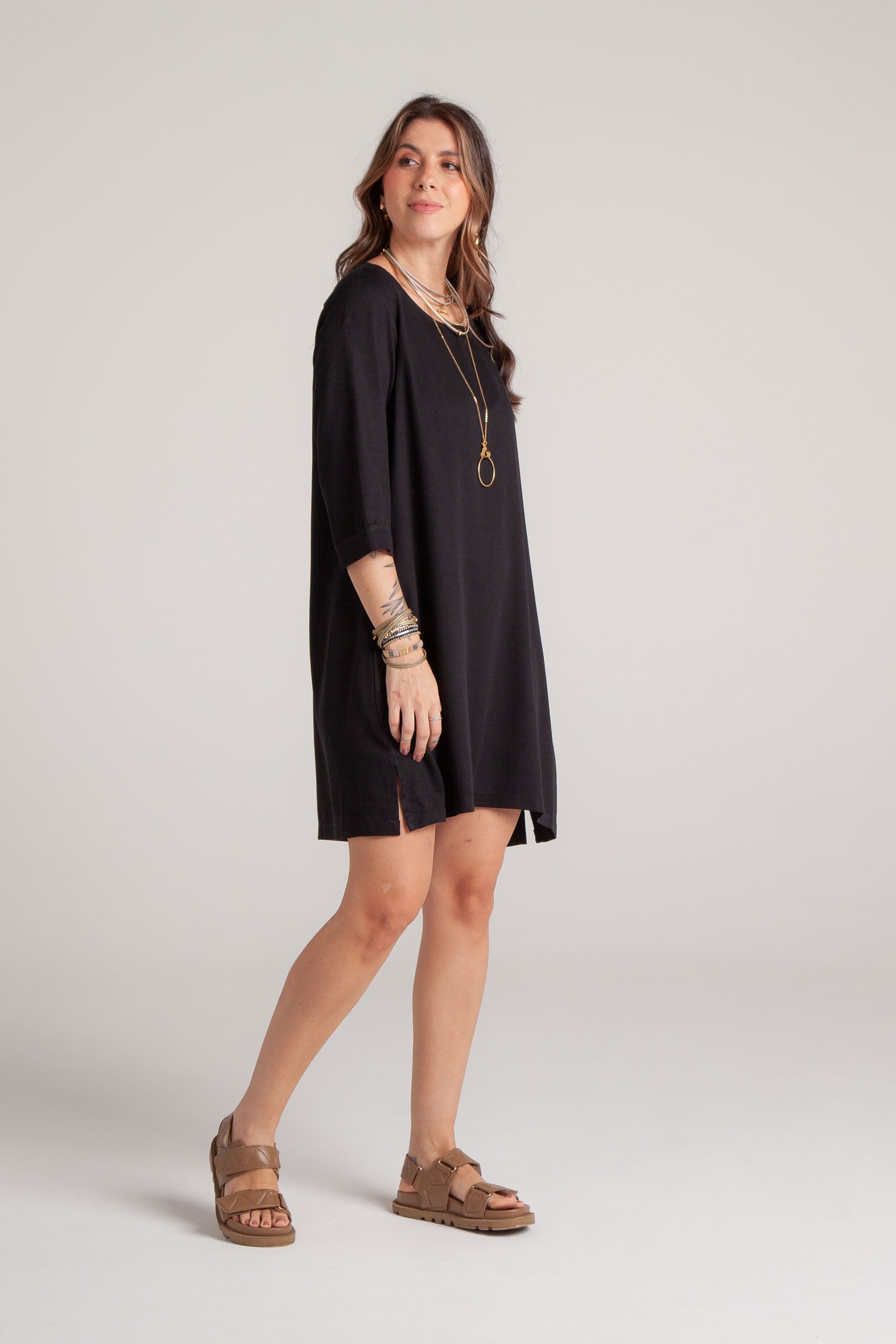 Vestido Carlota corto manga 3/4 - Negro