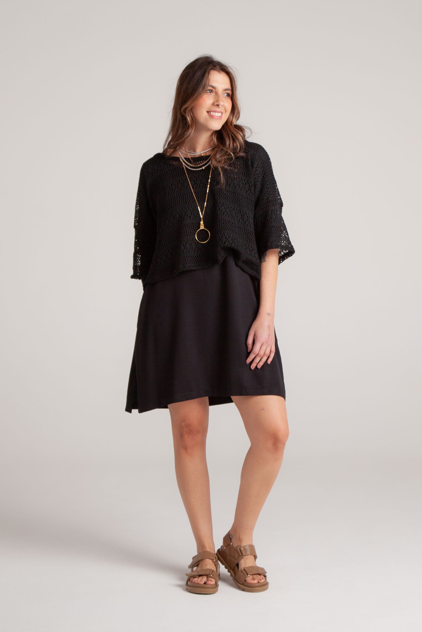 Blusa Mariposa tela de malla manga 3/4 - Negra