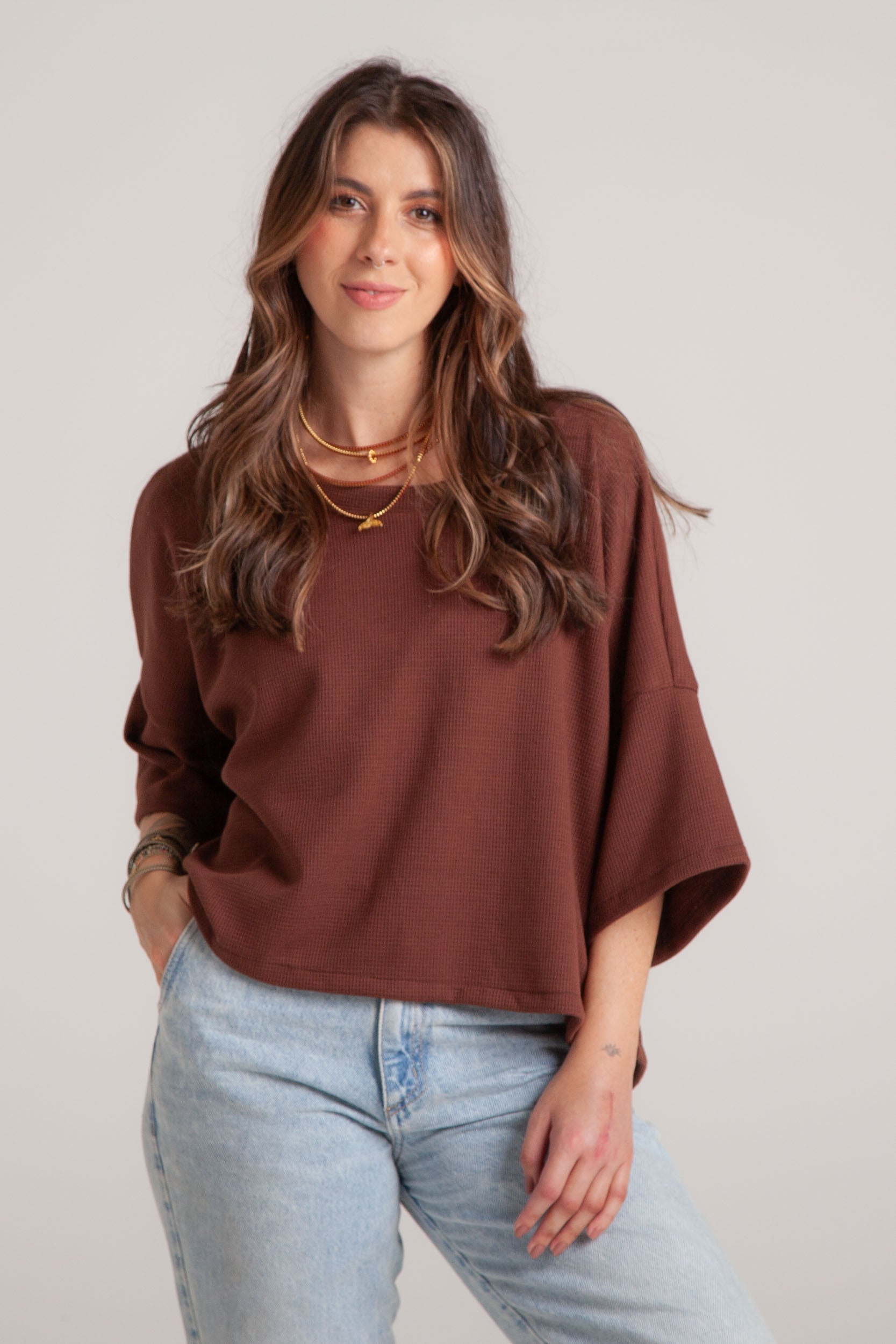 Blusa Mariposa tela de ribs manga 3/4 - Marrón