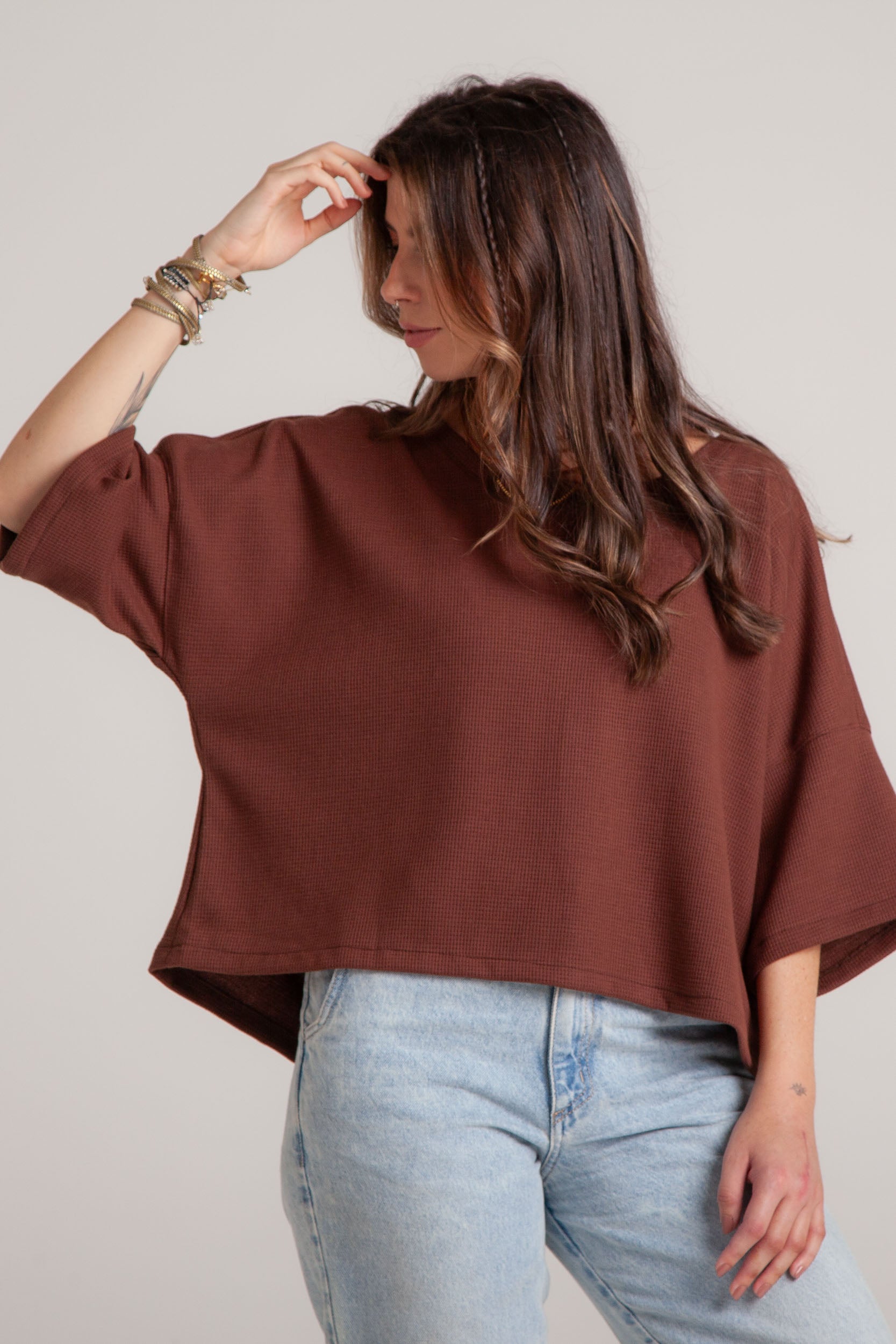 Blusa Mariposa tela de ribs manga 3/4 - Marrón