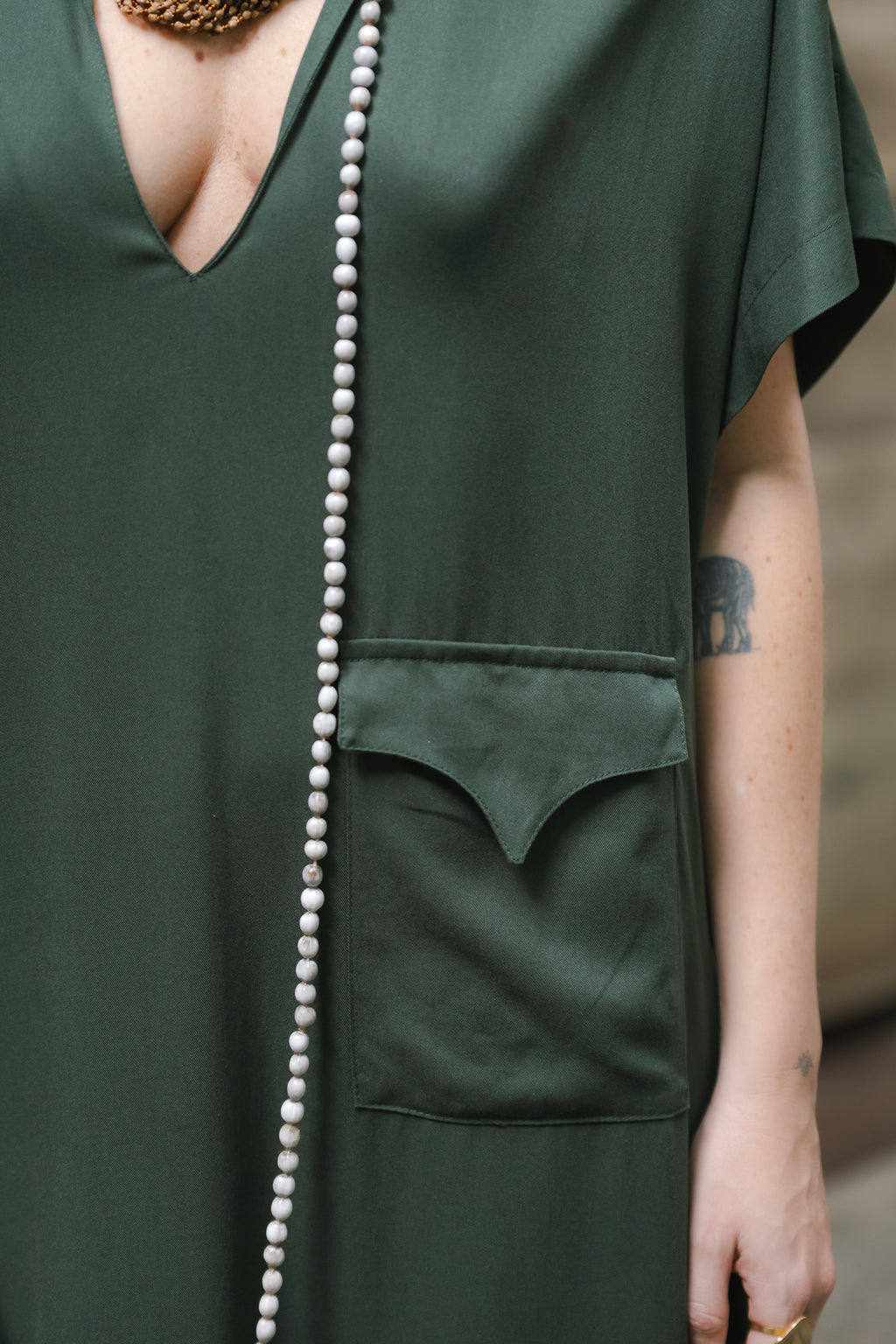 Vestido largo pampa con mangas  - Verde Militar