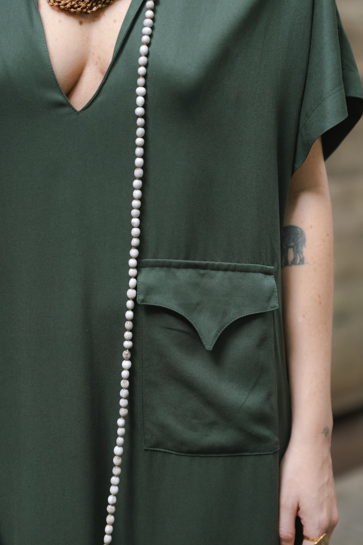 Vestido largo pampa con mangas  - Verde Militar