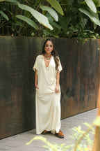 Vestido largo pampa con mangas  - Color Crudo