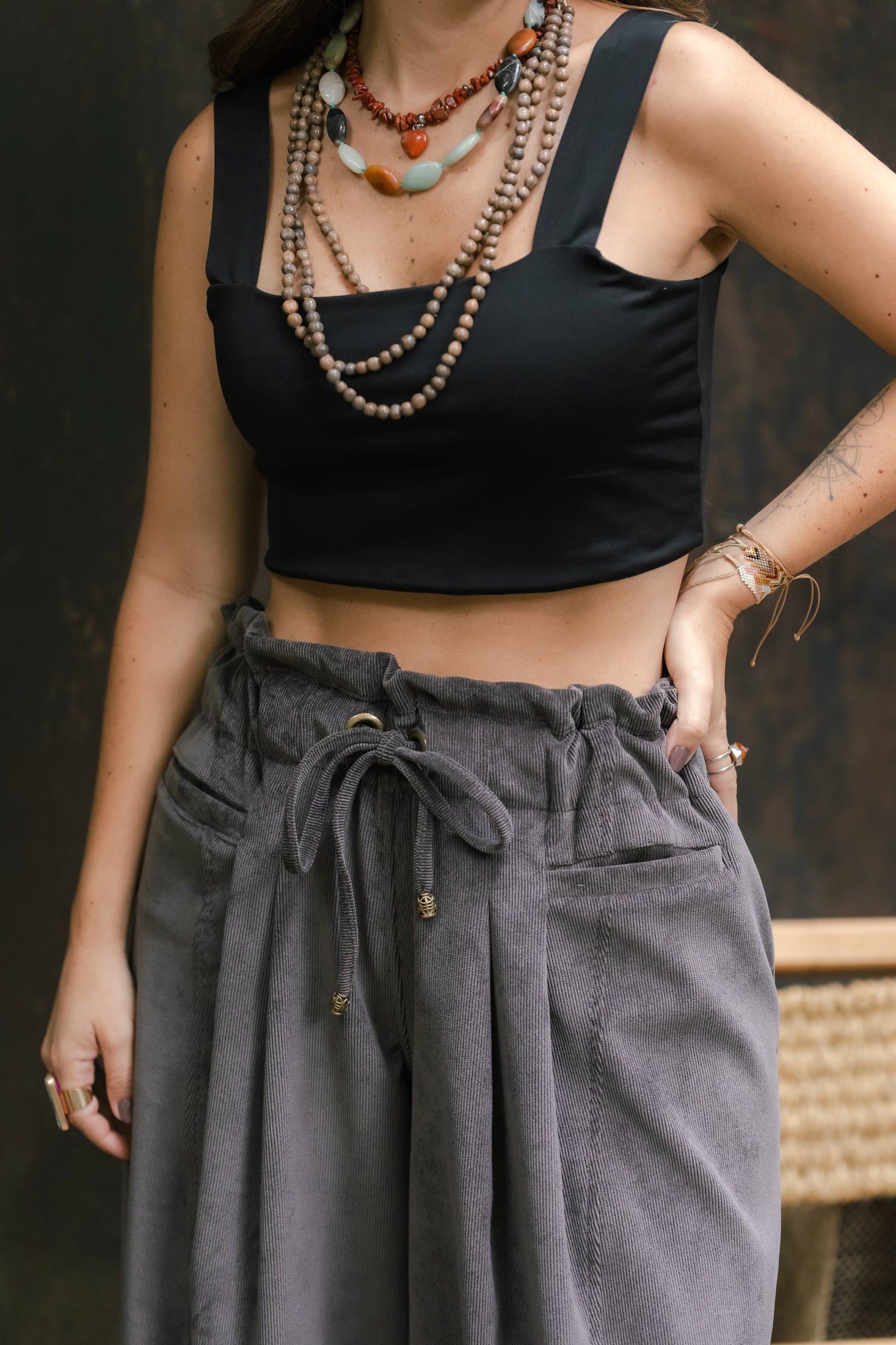 Pantalón corduroy malibú - Gris Plutón
