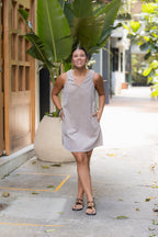 Vestido en pana corto con bolsillos - Almendra