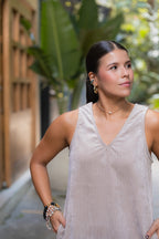 Vestido en pana corto con bolsillos - Almendra