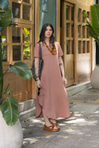 Vestido Alma multipropósito cuello en V o redondo - Avellana