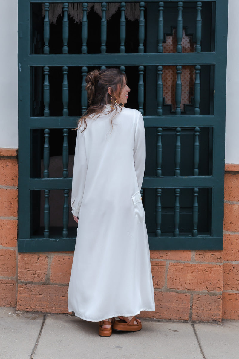 Vestido paloma manga larga con botones y cinturón  - Blanco Hueso