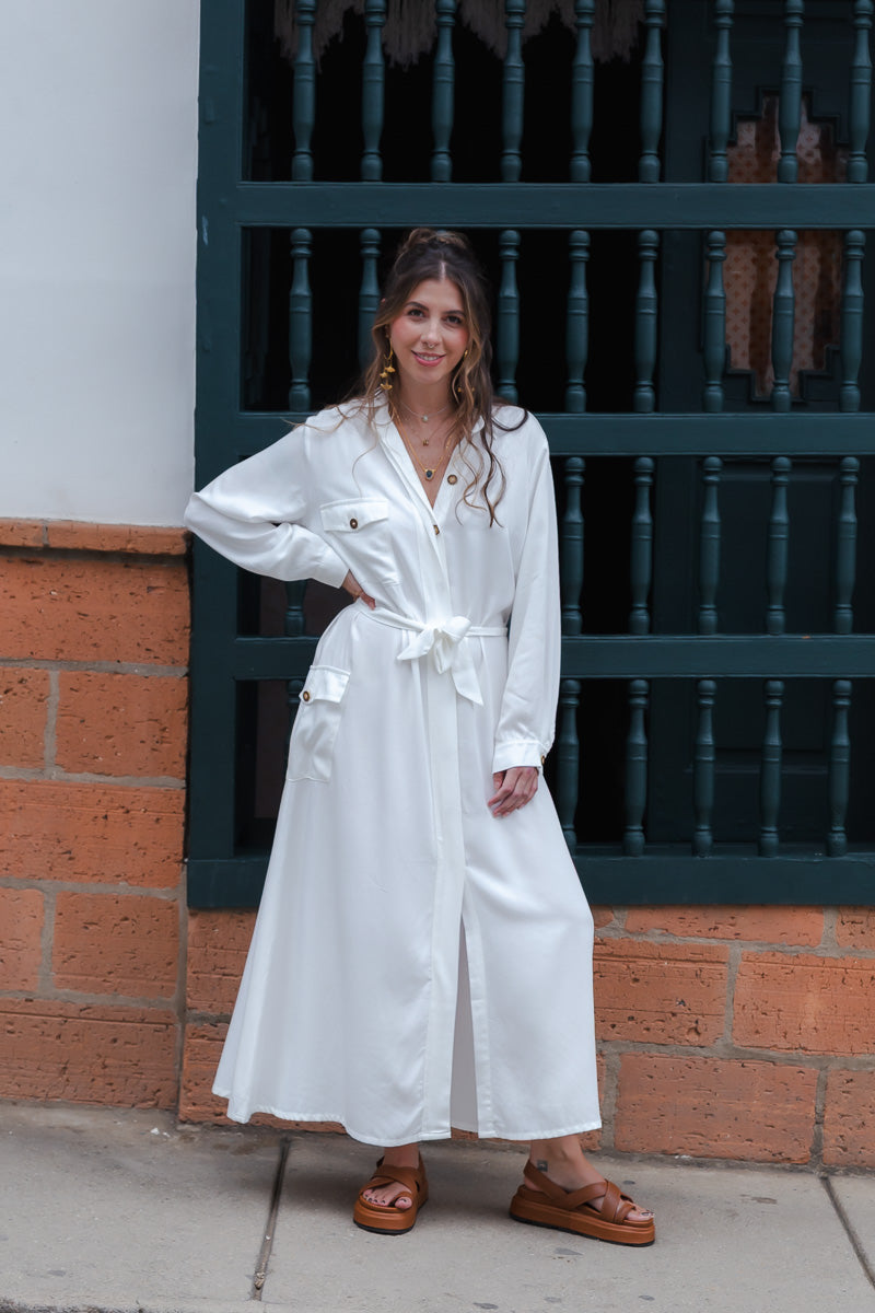 Vestido paloma manga larga con botones y cinturón  - Blanco Hueso