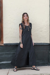 Vestido Sofía sin mangas con bolsillos y aberturas - Color Negro