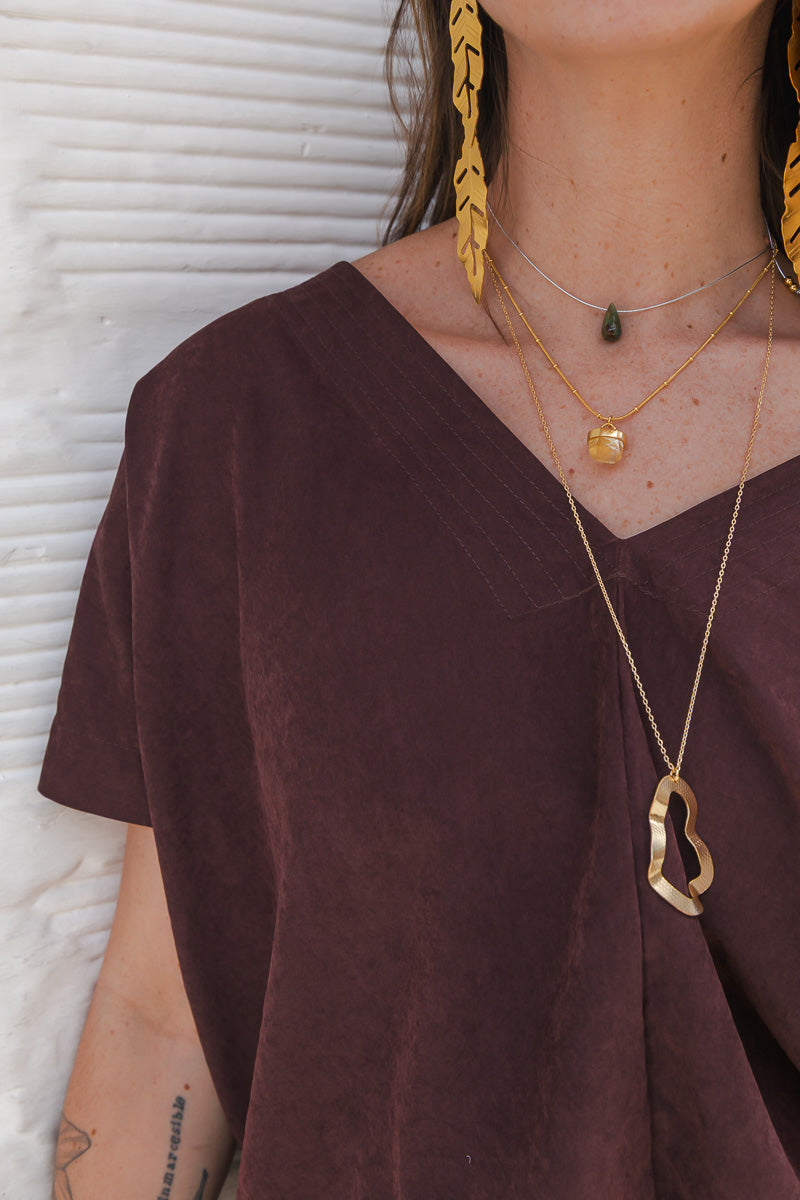 Blusa Zhara con mangas cuello en V-  Malbec