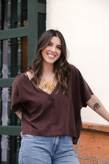 Blusa Zhara con mangas cuello en V-  Malbec