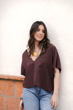 Blusa Zhara con mangas cuello en V-  Malbec