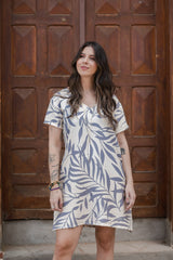 Vestido alma corto cuello en v o redondo - Hojas púrpura y beige
